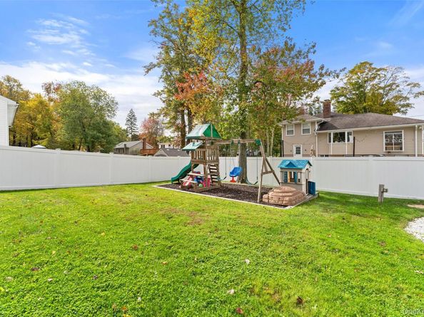 1699 Hanover Street, Yorktown Heights NY 10598