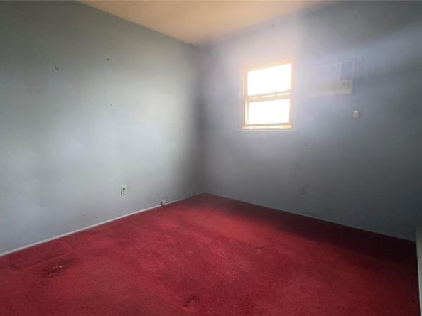 211 4th Avenue, West Babylon NY 11704