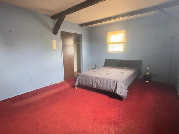 211 4th Avenue, West Babylon NY 11704