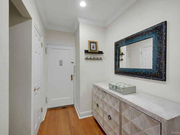 68 E Hartsdale Avenue 5M, Hartsdale NY 10530