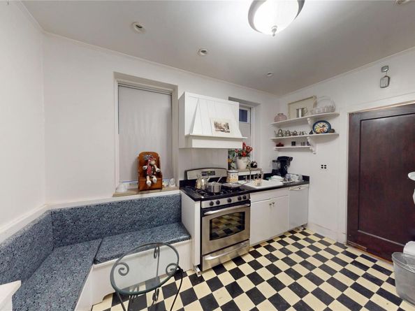 34-37 80th Street 32, Jackson Heights NY 11372