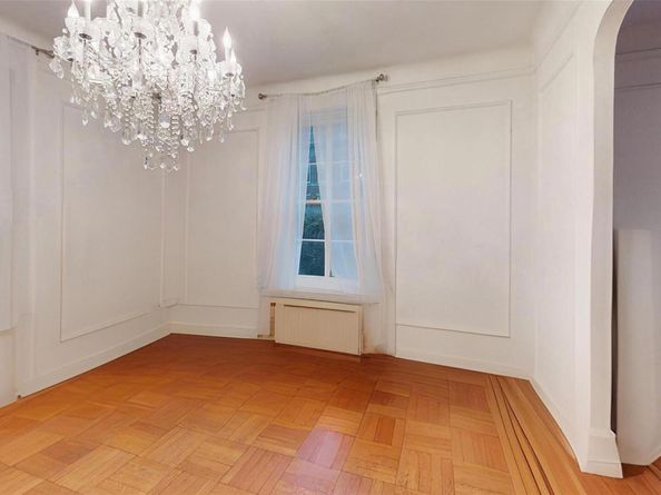 34-37 80th Street 32, Jackson Heights NY 11372