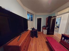 34-37 80th Street 32, Jackson Heights NY 11372