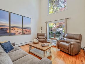 15 Riviera Court, Great River NY 11739