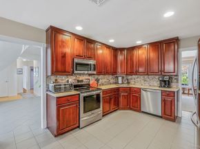 15 Riviera Court, Great River NY 11739