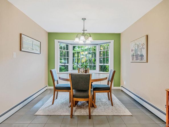 15 Riviera Court, Great River NY 11739