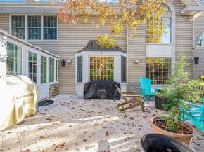 15 Riviera Court, Great River NY 11739