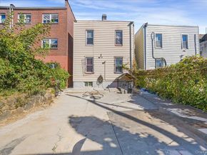 760 E 221st Street, Bronx NY 10467