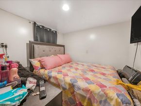 760 E 221st Street, Bronx NY 10467