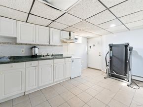 90 27th Street, Copiague NY 11726