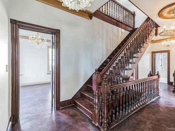 101 Summit Avenue, Mount Vernon NY 10550