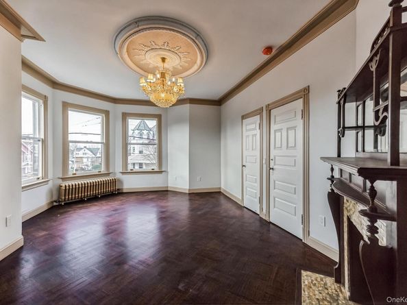 101 Summit Avenue, Mount Vernon NY 10550