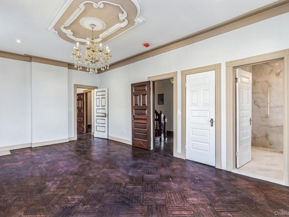 101 Summit Avenue, Mount Vernon NY 10550