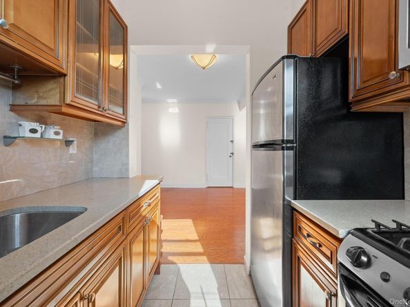 69-60 108th Street 719, Forest Hills NY 11375