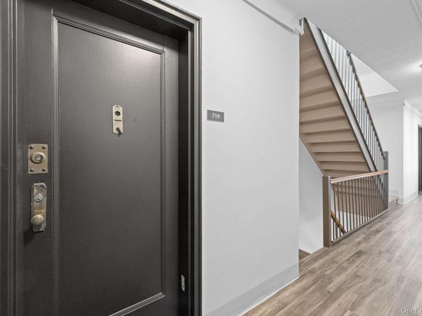 69-60 108th Street 719, Forest Hills NY 11375