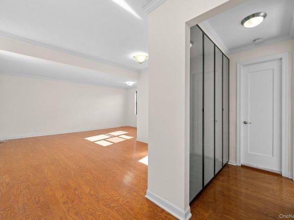 69-60 108th Street 719, Forest Hills NY 11375