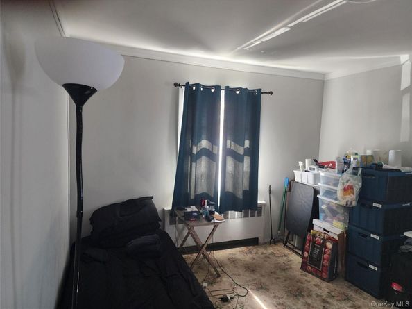 3 Nancy Place, East Massapequa NY 11758