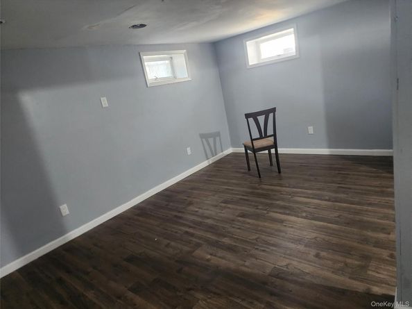 3 Nancy Place, East Massapequa NY 11758