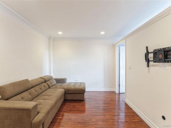 150-11 72nd Road H4, Kew Garden Hills NY 11367