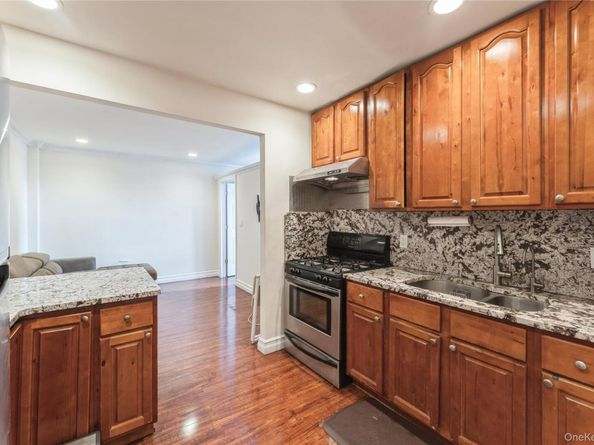 150-11 72nd Road H4, Kew Garden Hills NY 11367