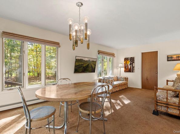 33 Sherwood Lane, East Hampton NY 11937