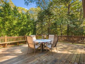33 Sherwood Lane, East Hampton NY 11937