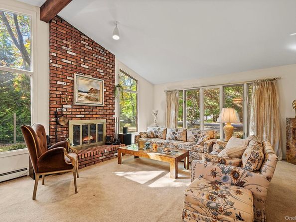 33 Sherwood Lane, East Hampton NY 11937