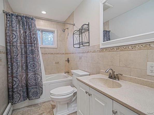 4 Zoe Court, Bay Shore NY 11706