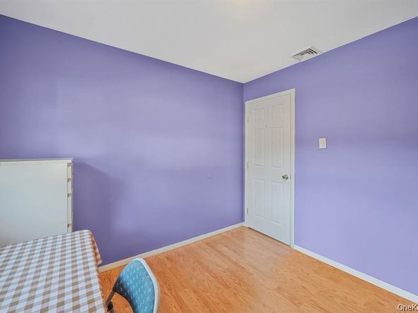 4 Zoe Court, Bay Shore NY 11706