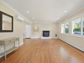 5 Ganna Lane, Huntington Station NY 11746