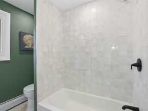 5 Ganna Lane, Huntington Station NY 11746