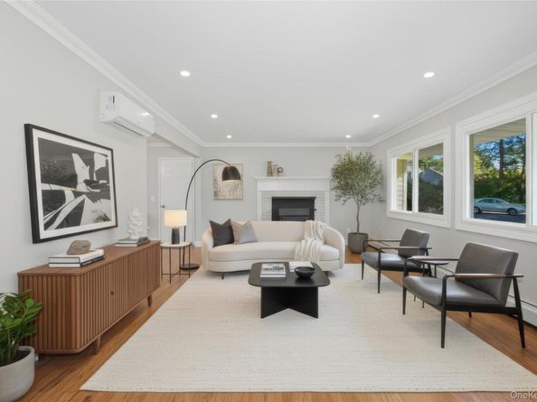 5 Ganna Lane, Huntington Station NY 11746