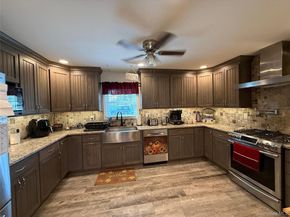 56 Glenmere Lane, Coram NY 11727