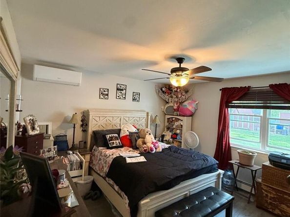 56 Glenmere Lane, Coram NY 11727