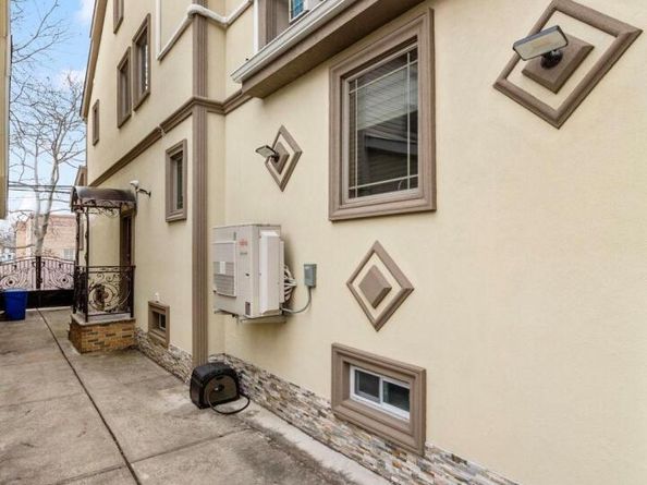 158-18 77th Avenue, Fresh Meadows NY 11366