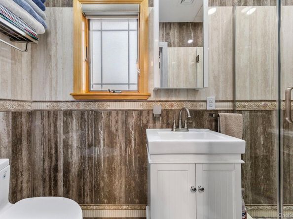 158-18 77th Avenue, Fresh Meadows NY 11366