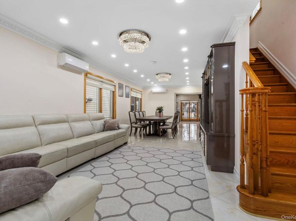 158-18 77th Avenue, Fresh Meadows NY 11366