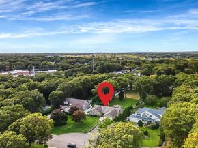246 Roosevelt Boulevard, Hauppauge NY 11788