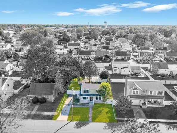 259 35th Street, Lindenhurst NY 11757