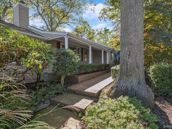 1109 Round Swamp Road, Old Bethpage NY 11804