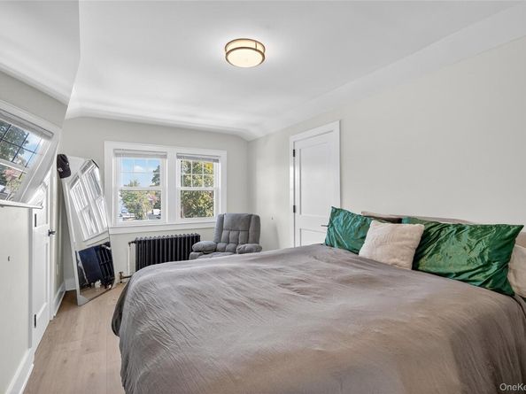 44 Madeleine Avenue, New Rochelle NY 10801