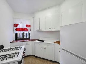 1690 Metropolitan Avenue 1E, Bronx NY 10462