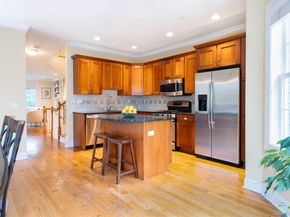 31 1st Street, Pelham NY 10803