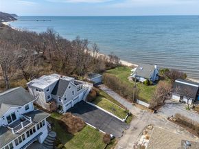 31 W Fairview Avenue, Jamesport NY 11901