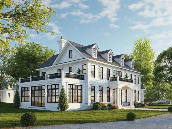100 Awixa Avenue, Bay Shore NY 11706