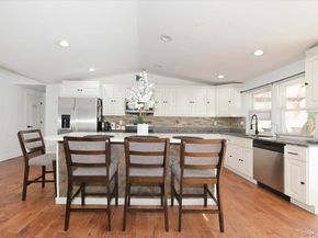 62 Bayside Avenue, Amityville NY 11701