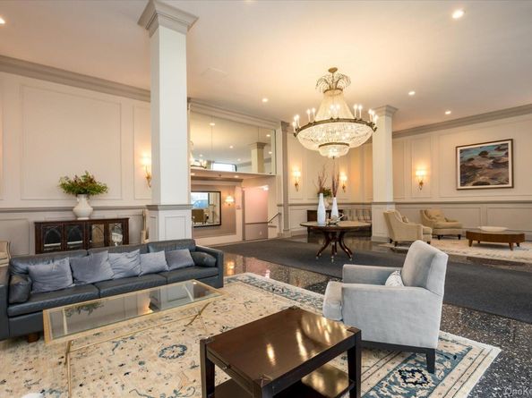 700 Shore Road 7N, Long Beach NY 11561