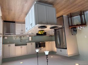 498 Cranston Lane, Ridge NY 11961