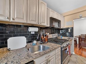 30 Hartsdale Avenue E 2J, Hartsdale NY 10530