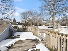 1093 Oakneck Road, Bay Shore NY 11706